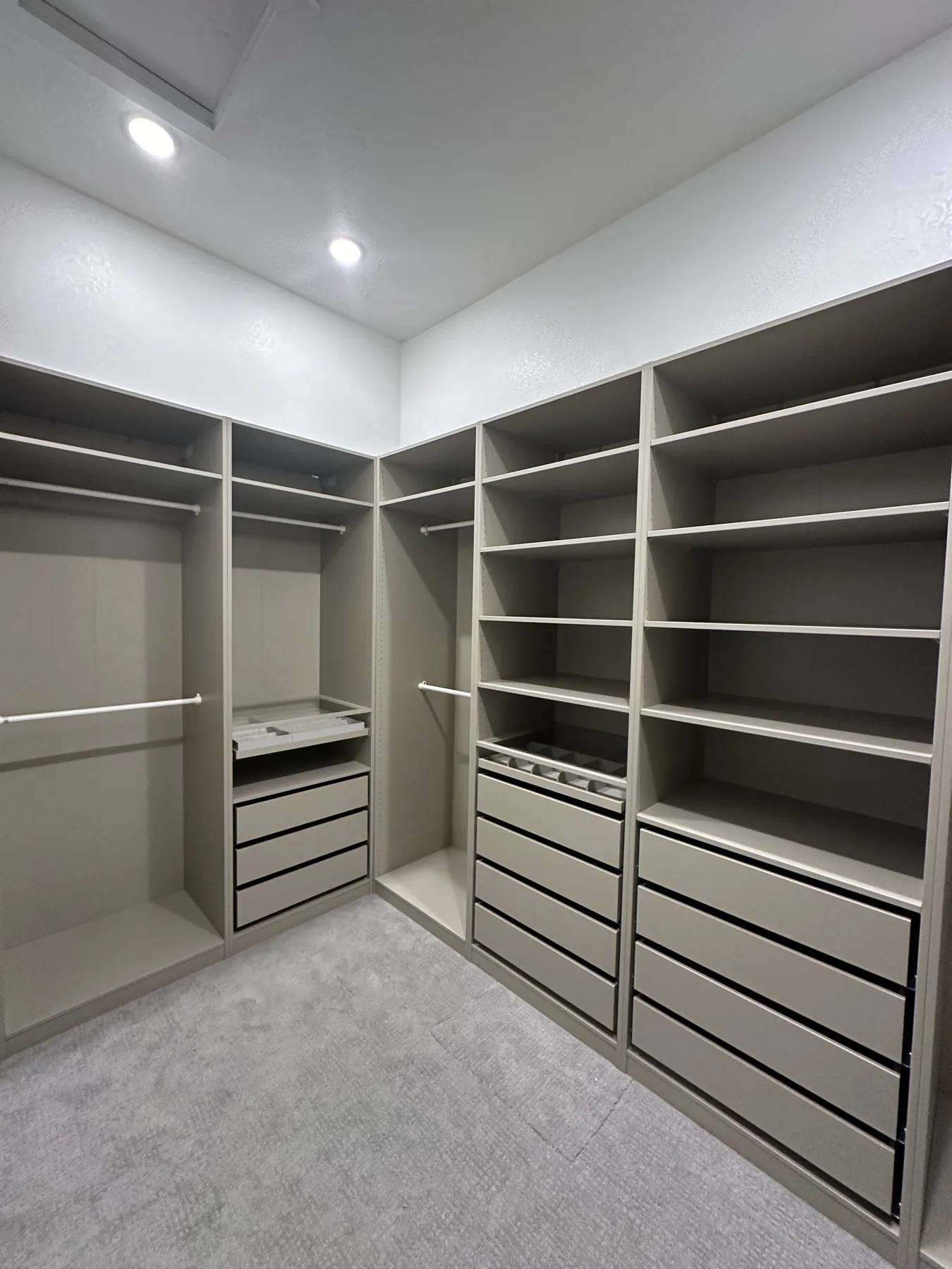 Custom Closets